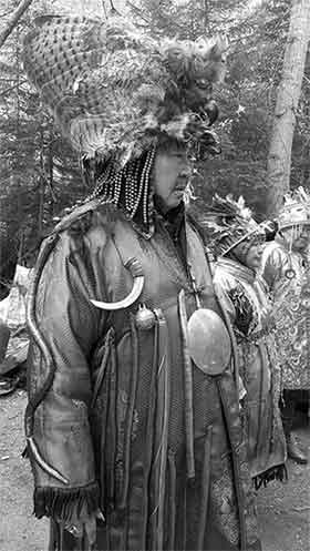 Двадцать первого мая день рождения отметил Верховный шаман России Кара-оол Допчун-оол.